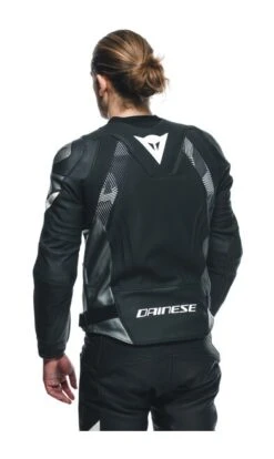 Dainese Avro 5 Leather Jacket 11 Dainese Avro 5 Leather Jacket -RevZilla Shop dainese avro5 leather jacket black anthracite 5